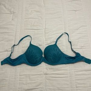 Blue lace underwire bra 34 B